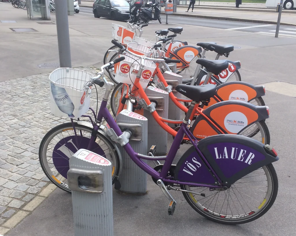 Row of rental bikes in Vienna.