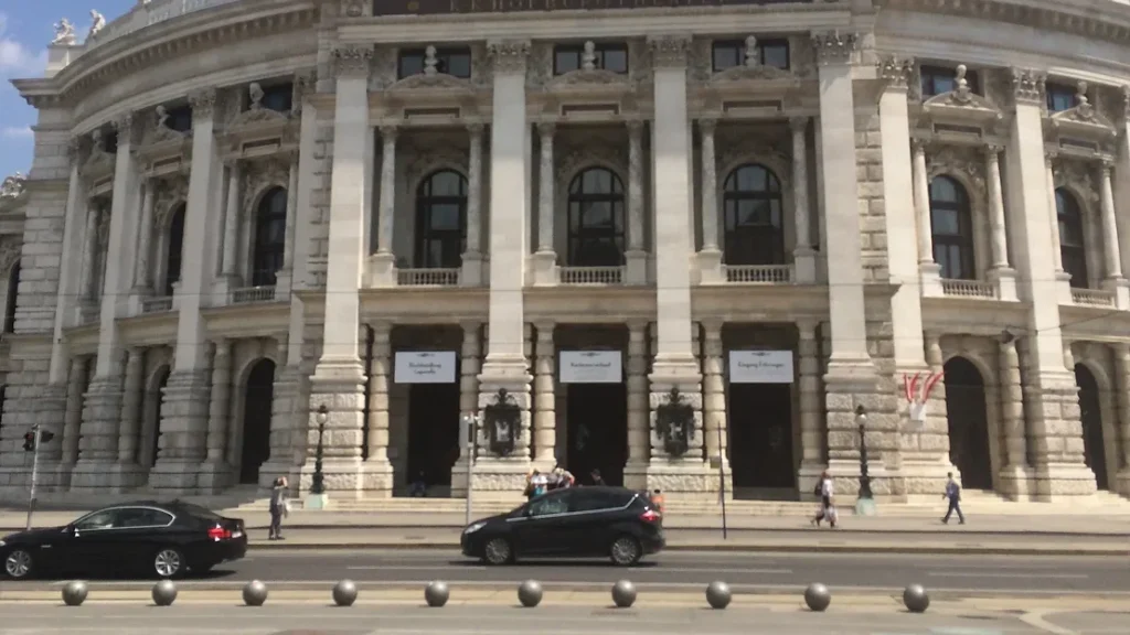 Exterior of opera theatre in Vienna.