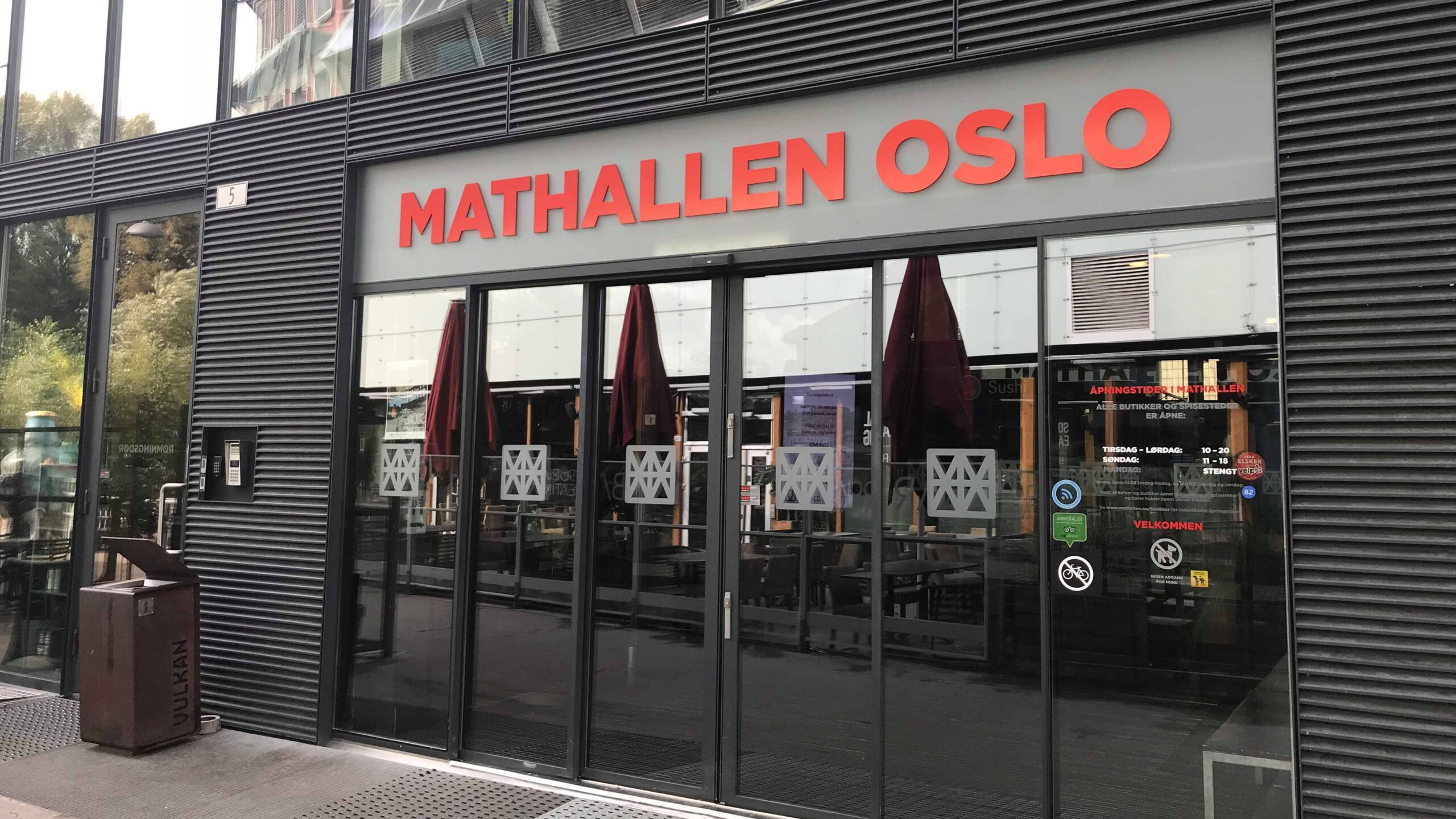 Entrance to a food hall in Oslo.