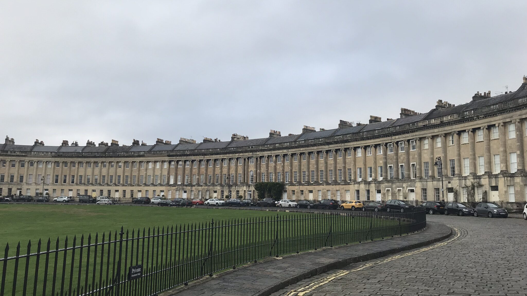 Rounded row of houses in Bath.