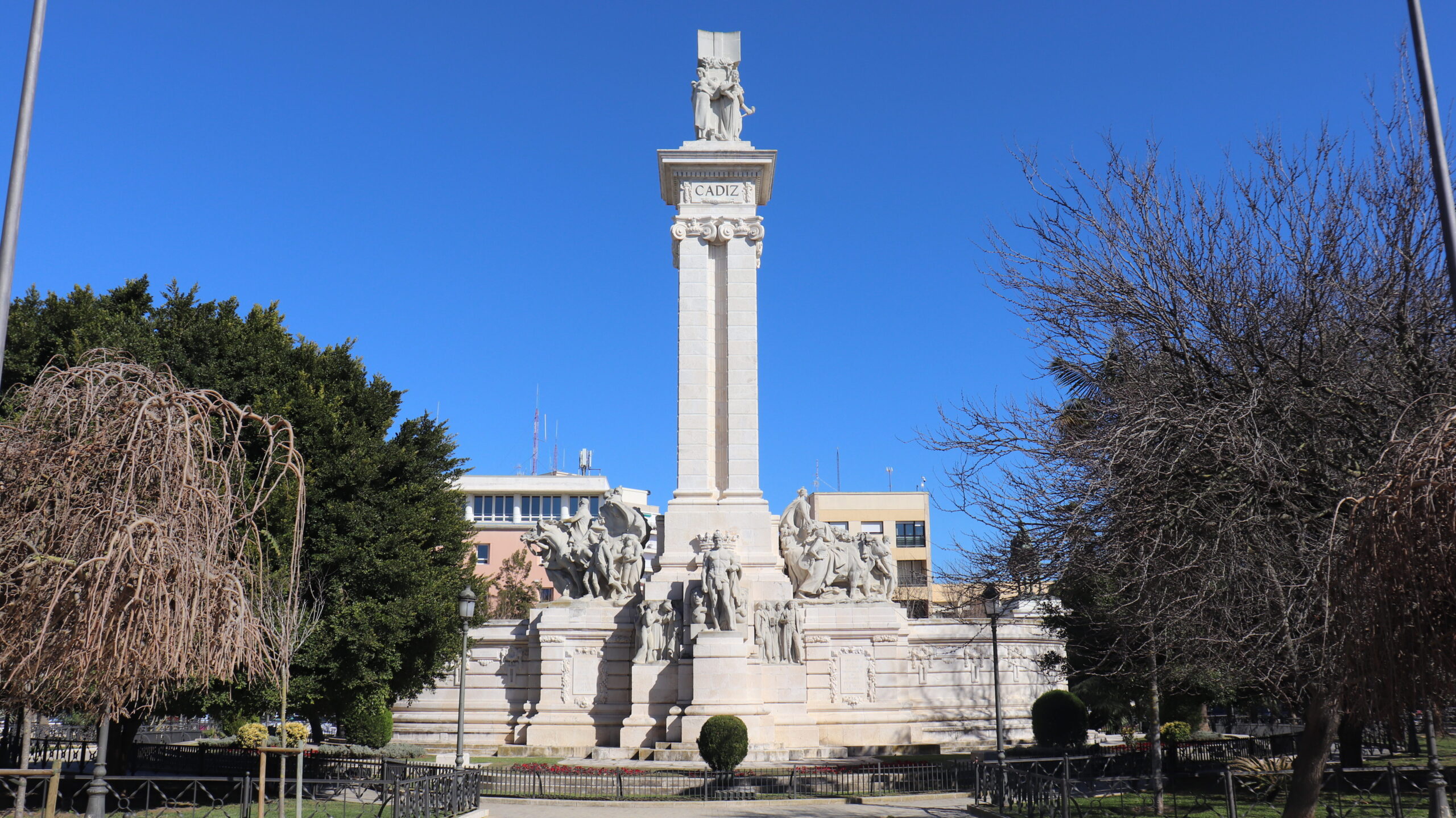 Large monument in the centre of Plaza de España in Cadiz.