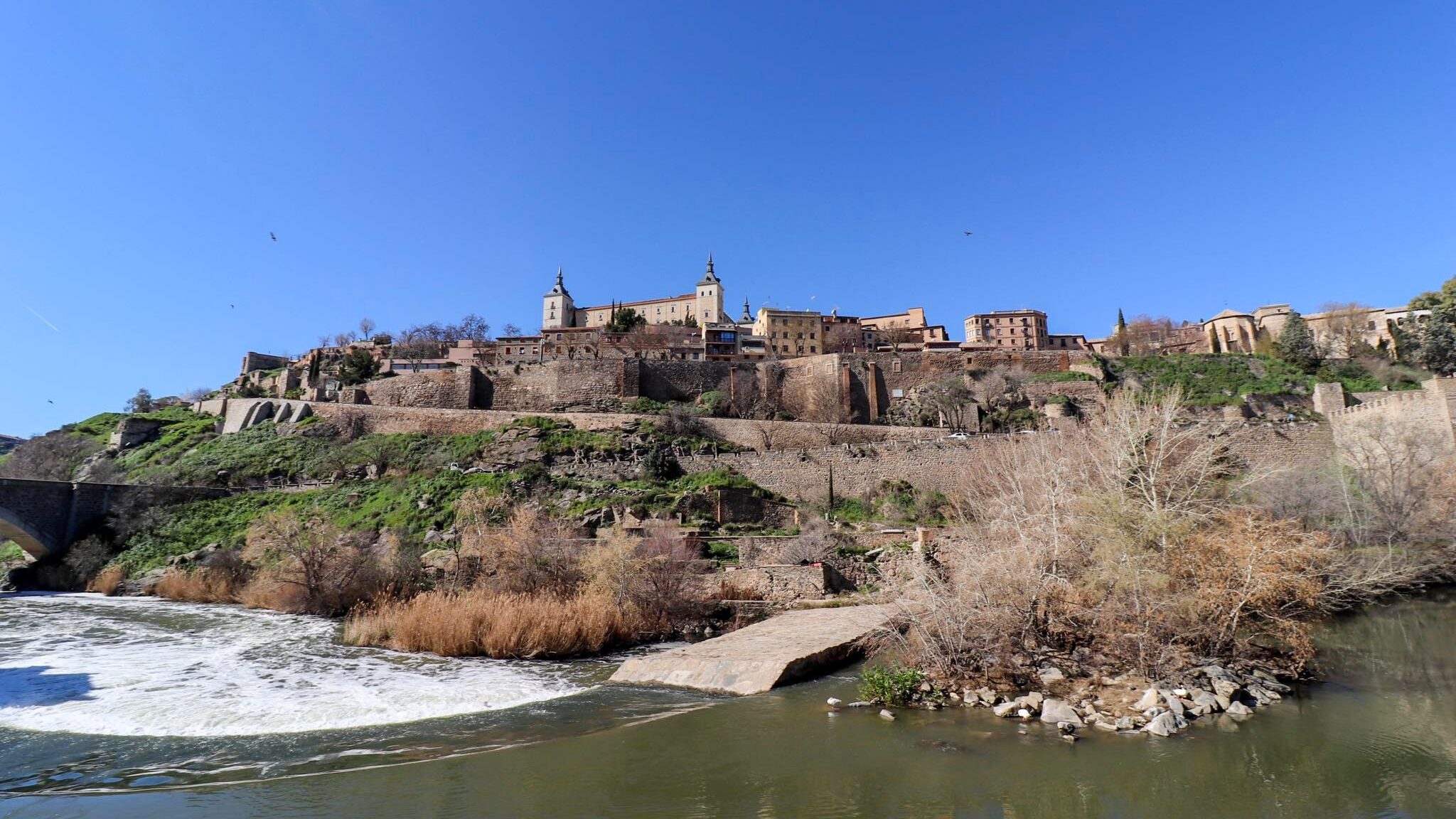 View of old bridge leading to Toledo.