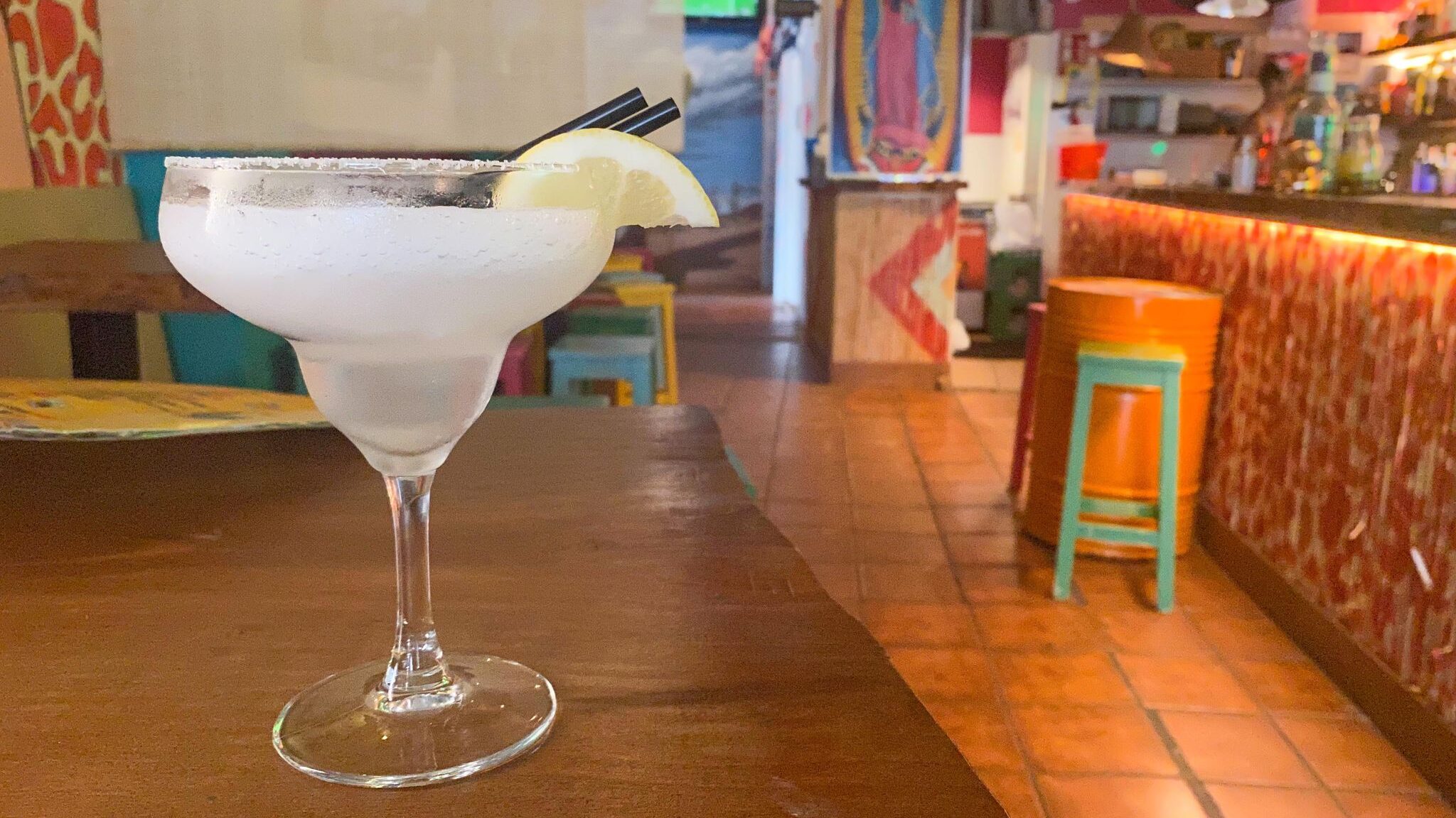 Margarita served in Mexican bar.