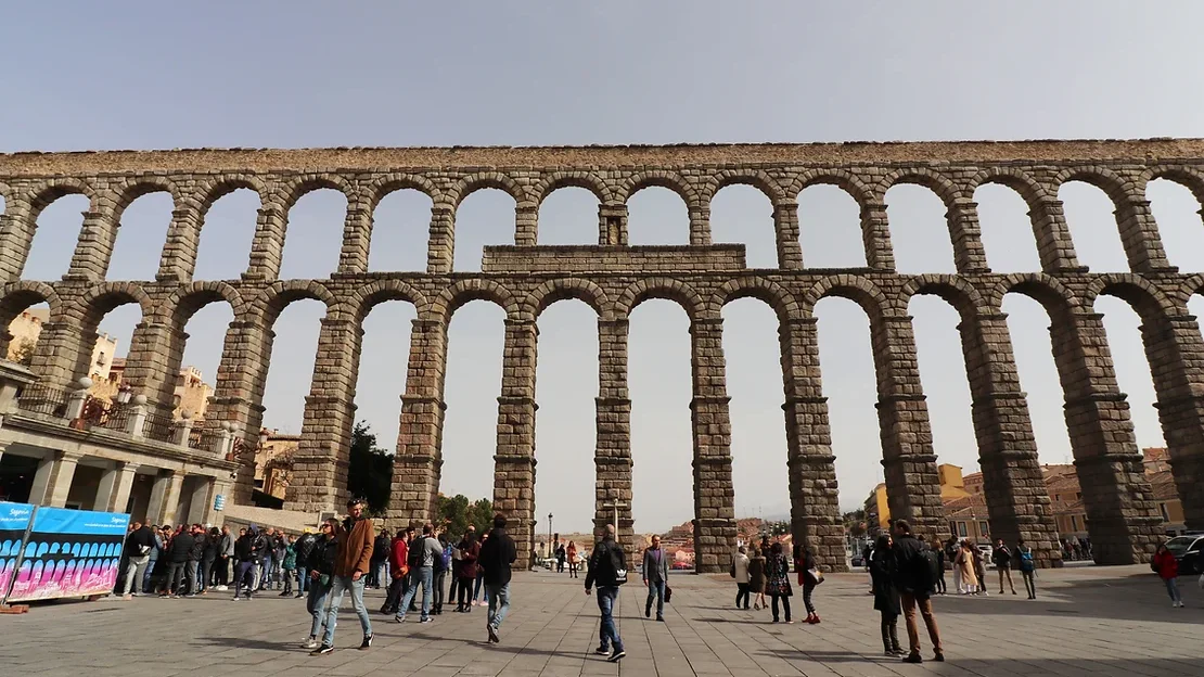 Large Roman aqueduct in Segovia old town.