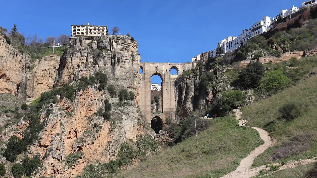 Large stone bridge connecting the town.