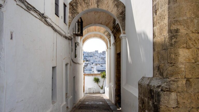 Arab arch between stone walls.