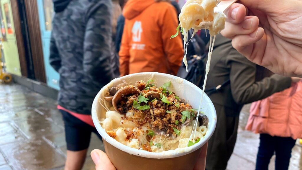 Bowl of loaded macaroni cheese in Camden.