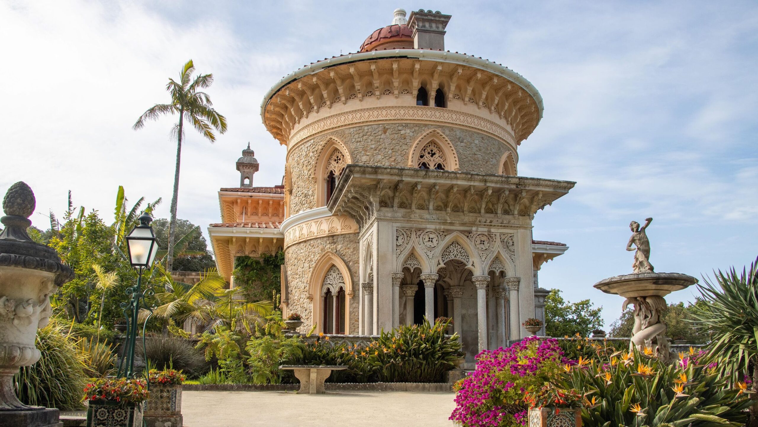 Small palace surrounded by gardens in Sintra.