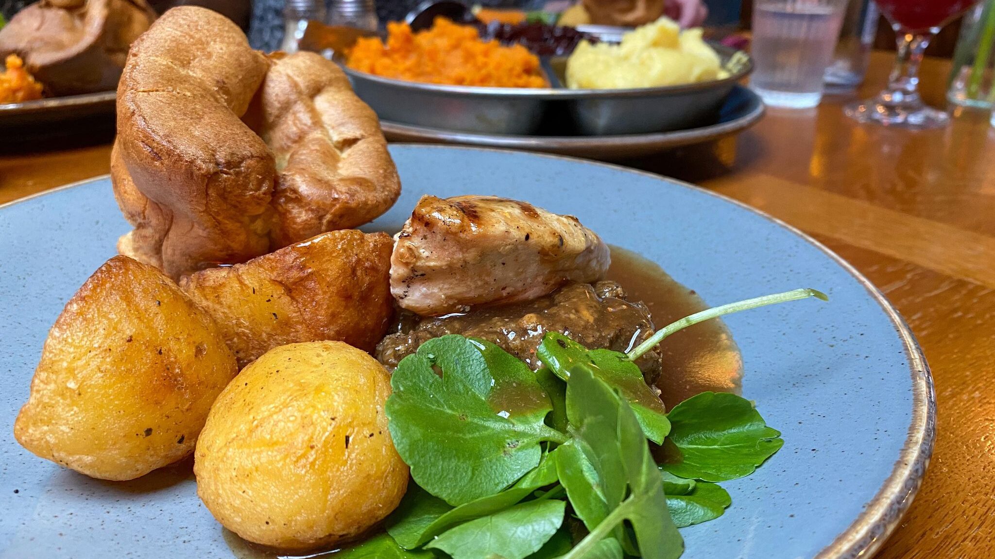 Roast dinner served in pub.