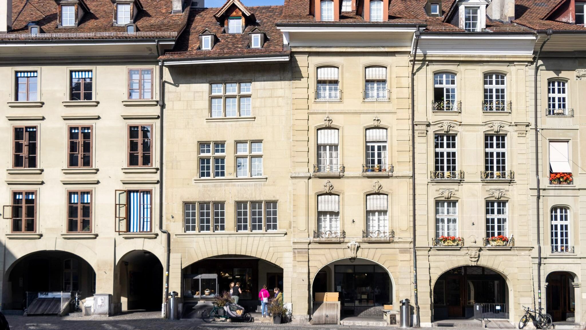 Row of shopping arcades in Bern.