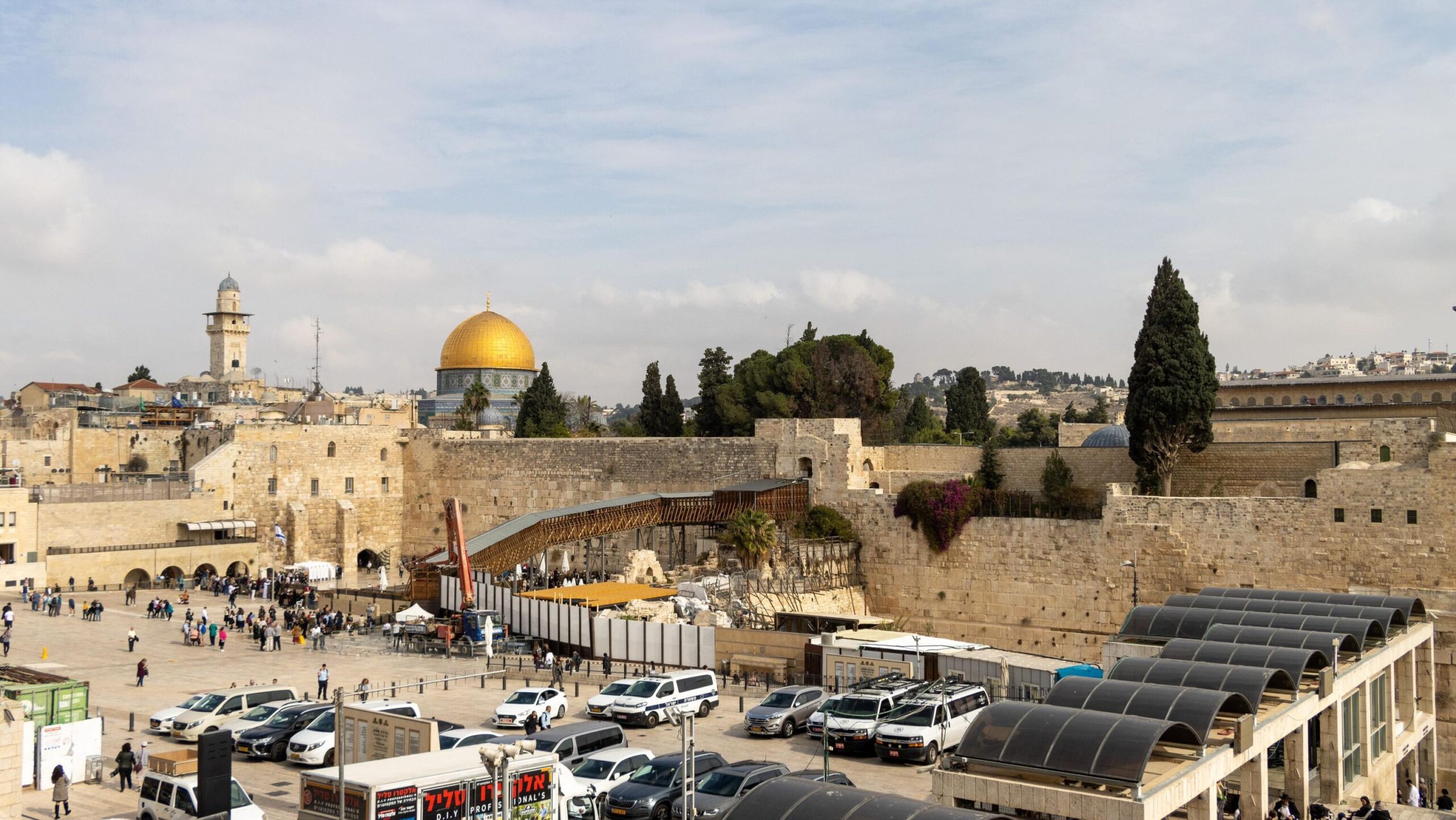 Plaza next to Western Wall in Jerusalem.