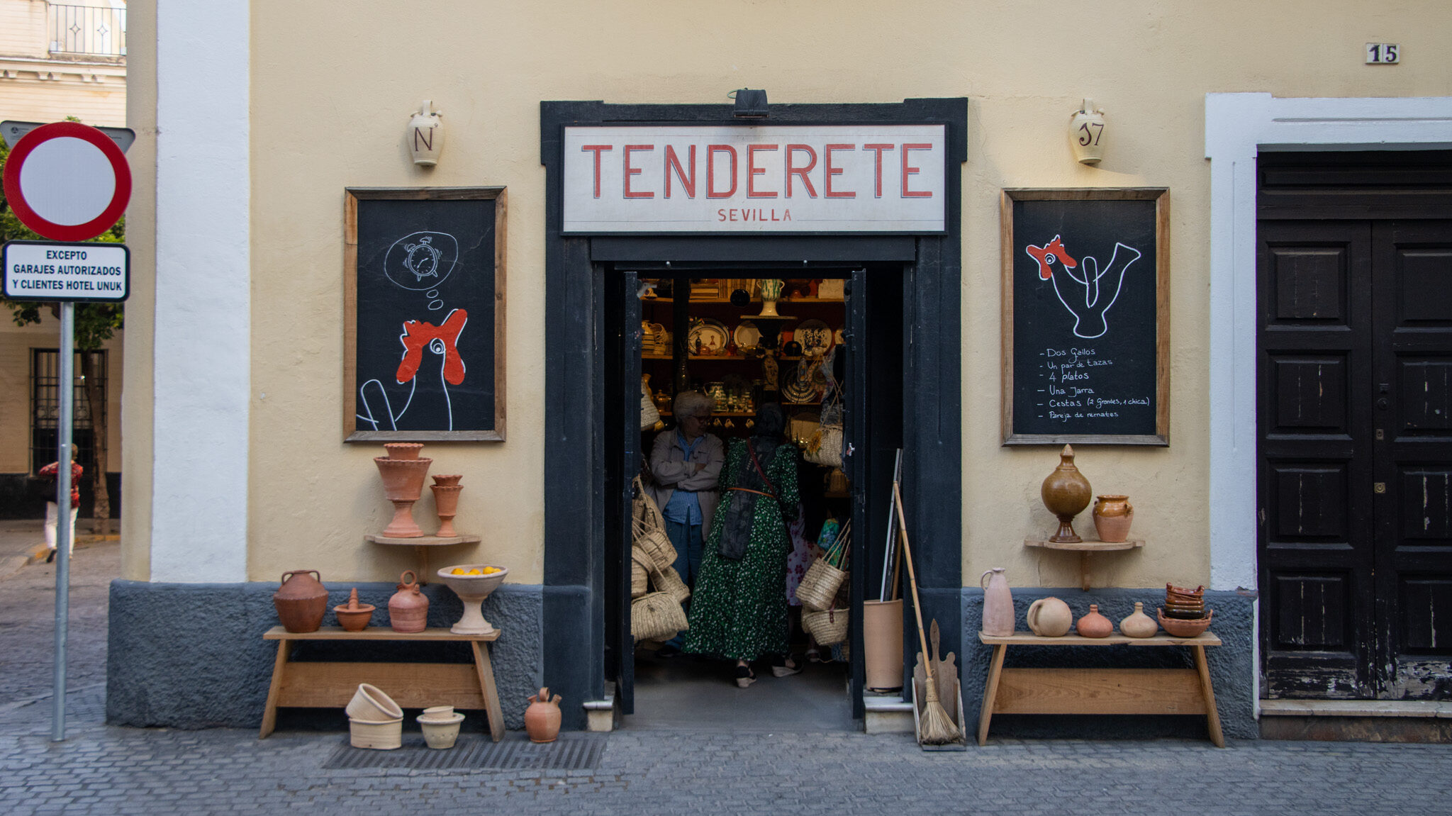 Artisan shop in Sevilla selling pottery. 