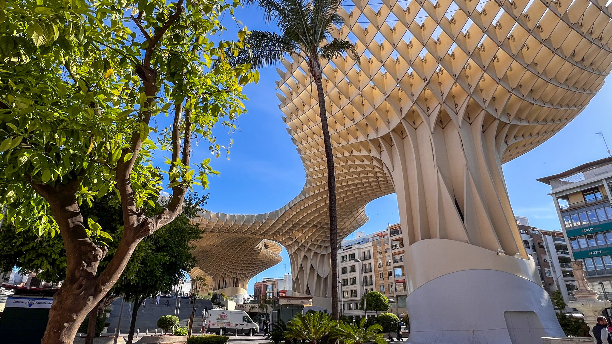 Mushroom structure in Sevilla made of wood.