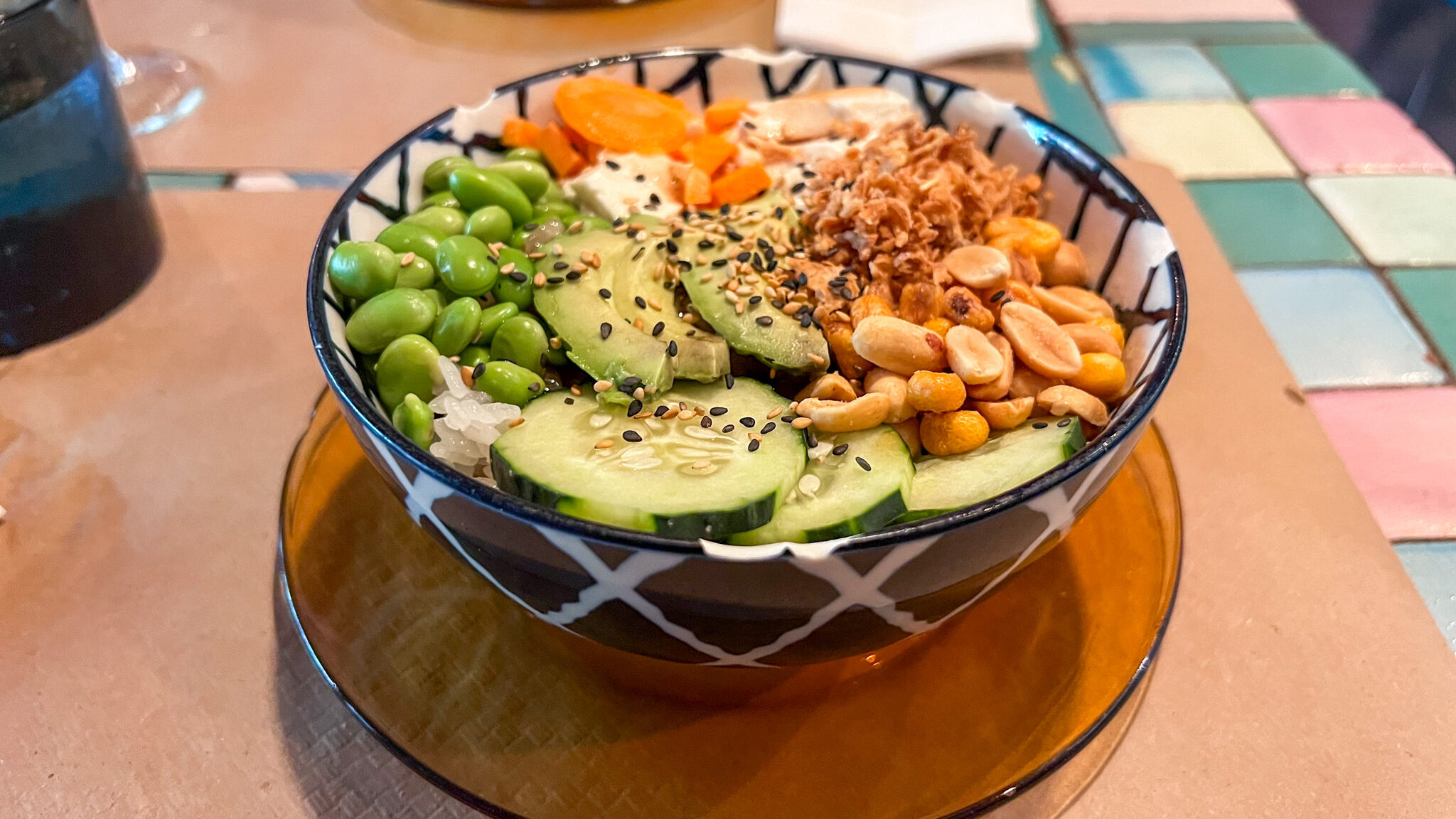 Vegetarian poke bowl in restaurant.