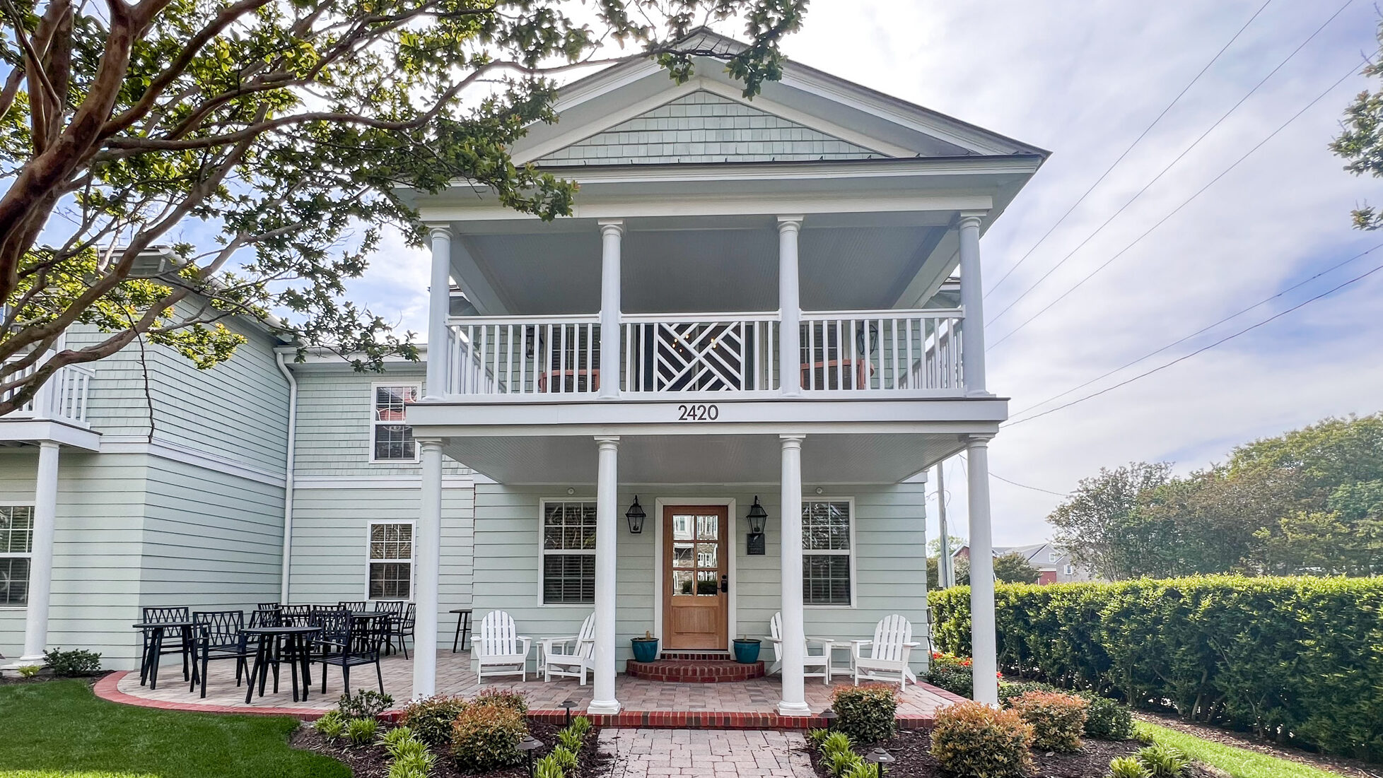 Inn at Old Beach Virginia | Krista the Explorer Entrance to historic B&B at Virginia Beach.