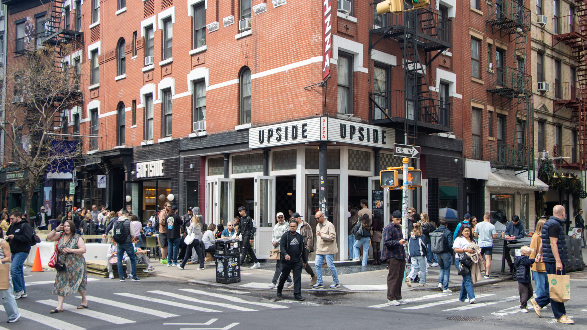 Neighbourhood Manhattan | Krista the Explorer Corner of Nolita with pizza shop on it.