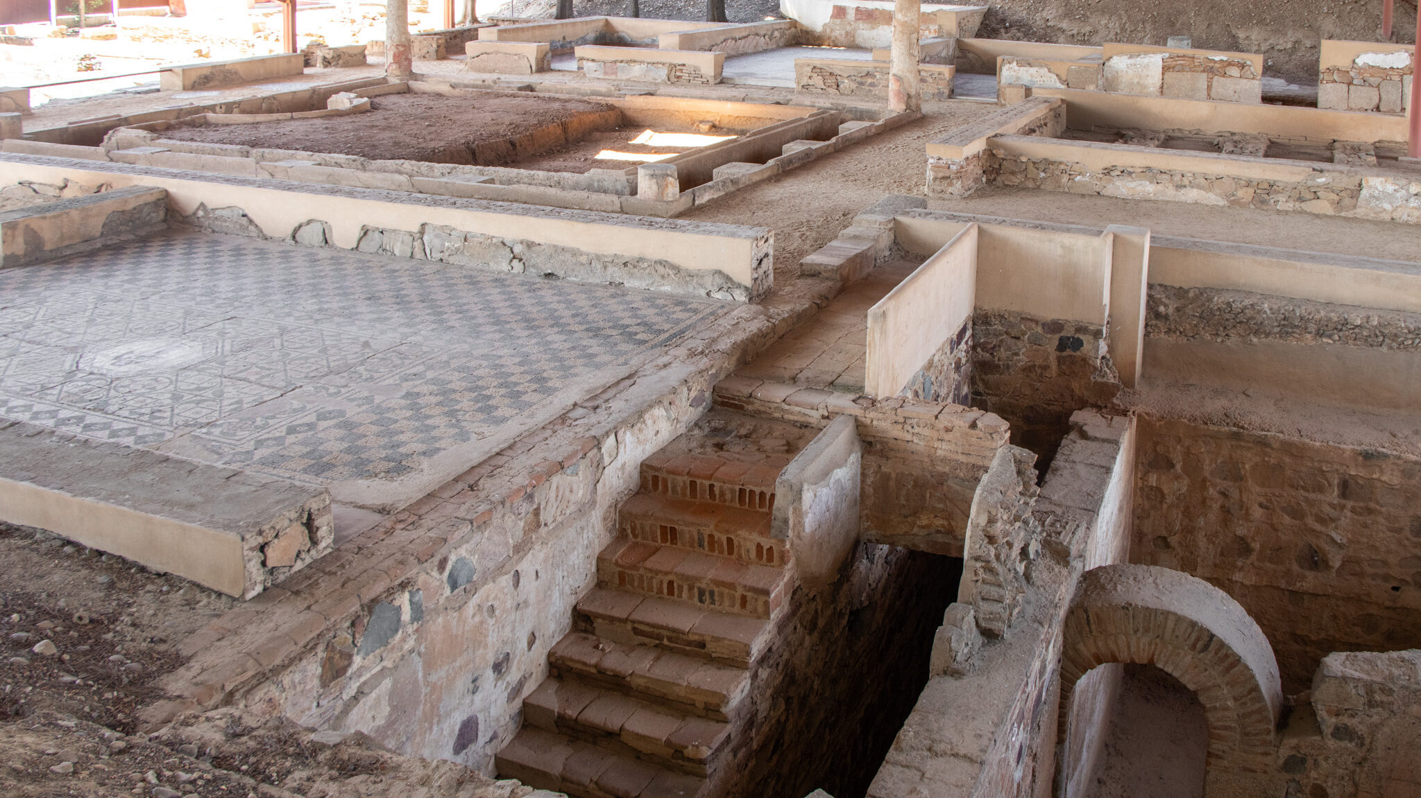 Casa del Mitreo Merida | Krista the Explorer Roman remains of large house with tiled flooring.