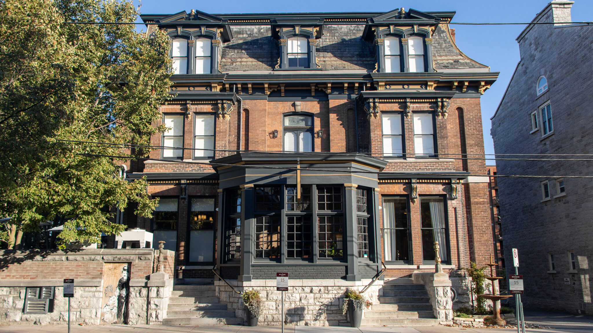 Belvedere Hotel Kingston | Krista the Explorer Exterior of historic building turned into a hotel.