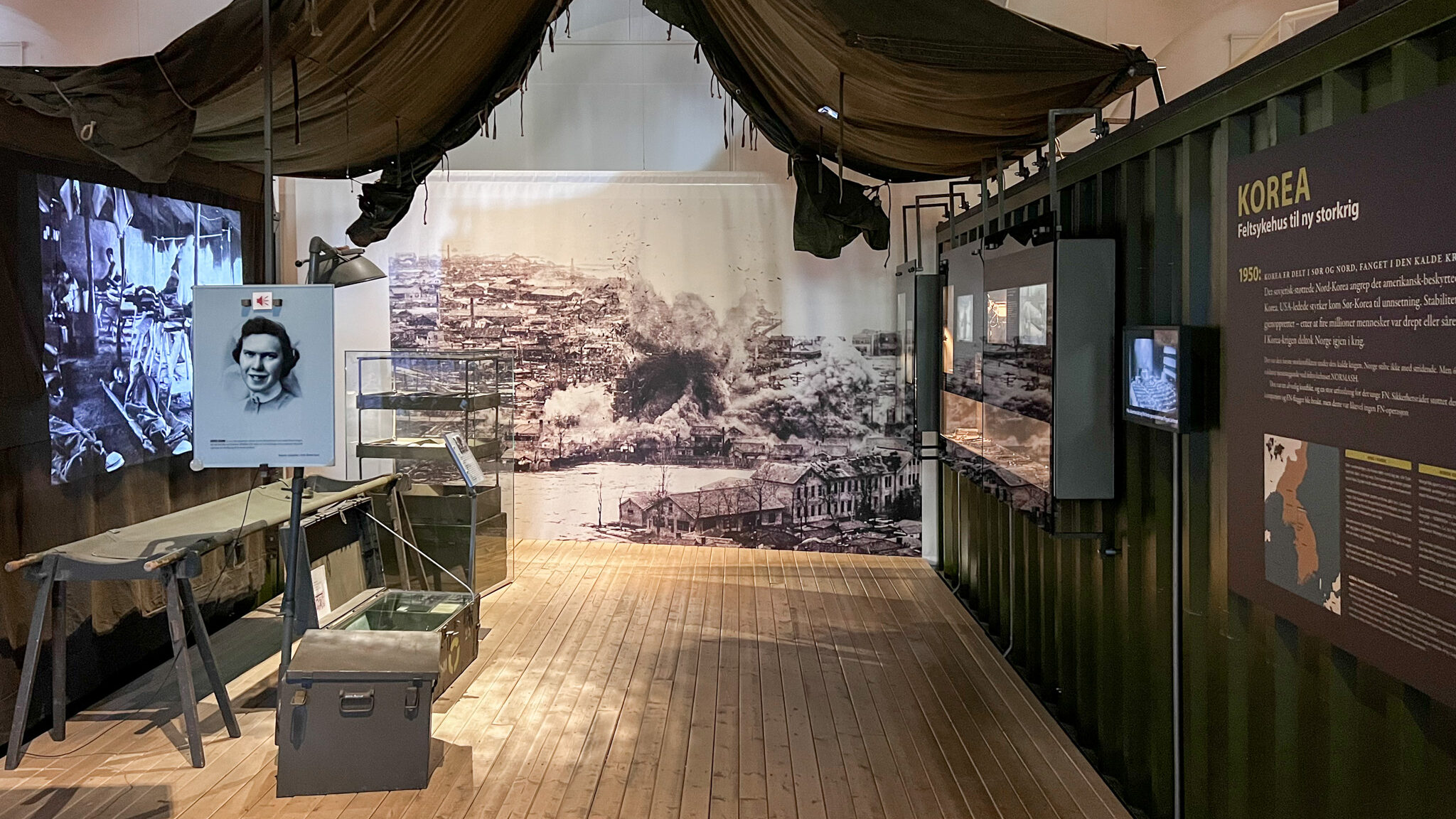 Inside of museum about the armed forces in Norway.